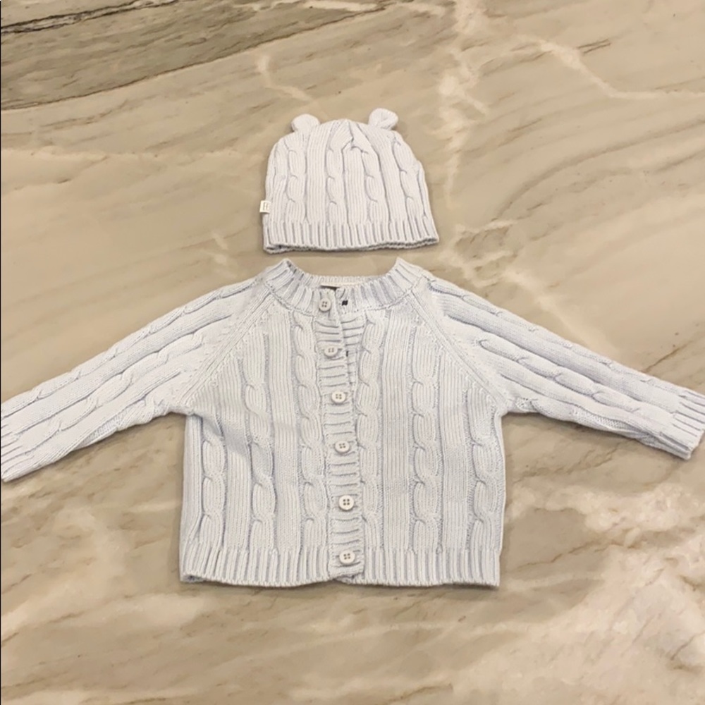 Matching sweater and hat!